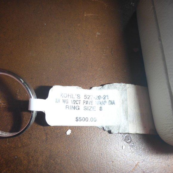 Woman's 10 kt White Gold 1/2 ct Diamond Pave Wrap Ring - Picture 3 of 4